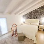 U Futtinu House